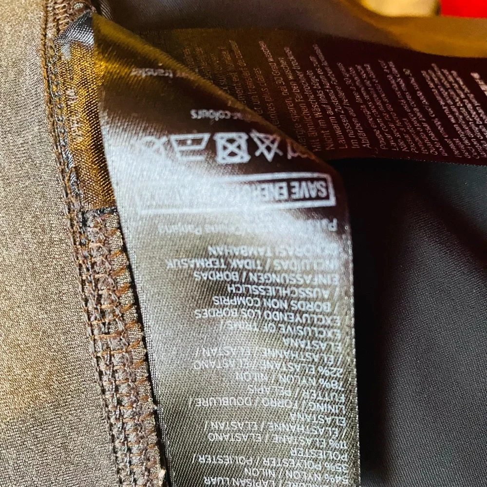 IVY PARK Charcoal Legging Capris - Picture 4 of 4